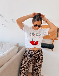 Remera CHERRY en internet