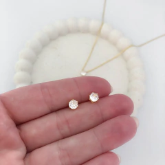 Conjunto Colar 45cm + Brinco Ponto de Luz Banho de Ouro 18k - comprar online