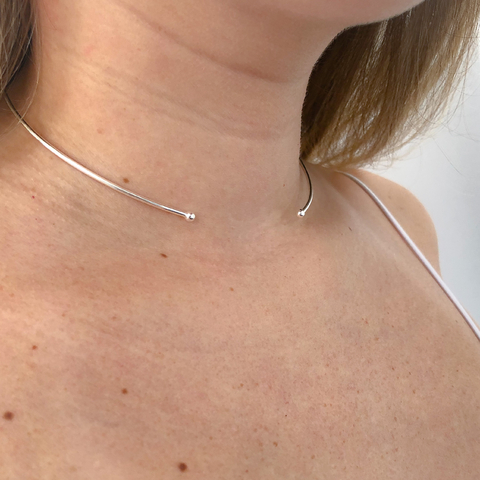Choker Aro Bolinhas Banho de Prata