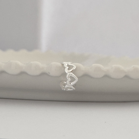 Piercing Fake Corações Vazados Banho de Prata - comprar online