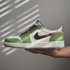 AIR JORDAN 1 RETRO LOW OG "YEAR OF THE DRAGON" 10/15 DIAS PARA VOCÊ RECEBER na internet