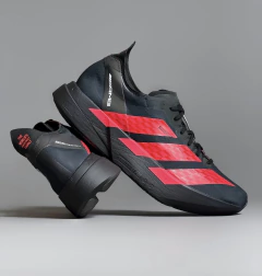 Adizero Adios Pro 4 Mercedes AMG Preto/Vermelho Lúcido
