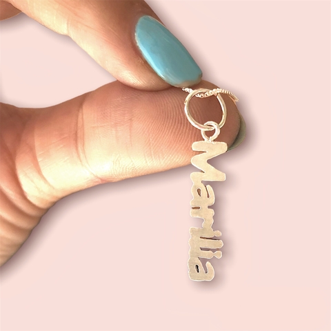 Pingente de prata nome vertical - comprar online