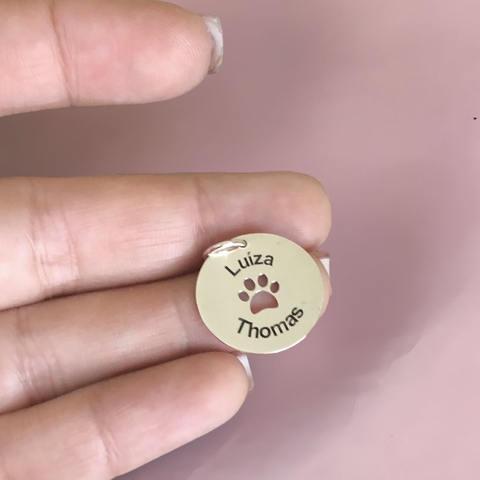 Pingente de prata redondo com nome do seu pet - comprar online