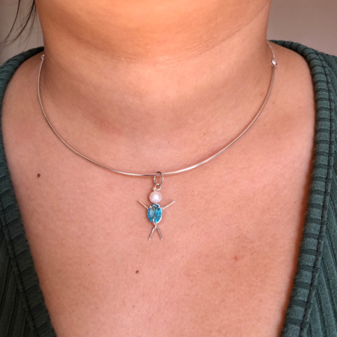 Choker aro pingente baby perola