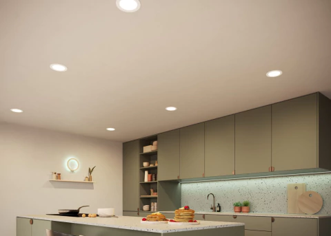 Philips Hue White and Color Ambiance Bluetooth | Dimmable LED Smart Retrofit Recessed Downlight 5/6" l 2ª Geração | Luminária Spot de Teto de Embutir l Fluxo Luminoso 1,100 lumens | Luminária Spot de Teto de Embutir | Compatível com a Alexa, Apple Homekit & Google Assistant | 4-Pack - tienda online
