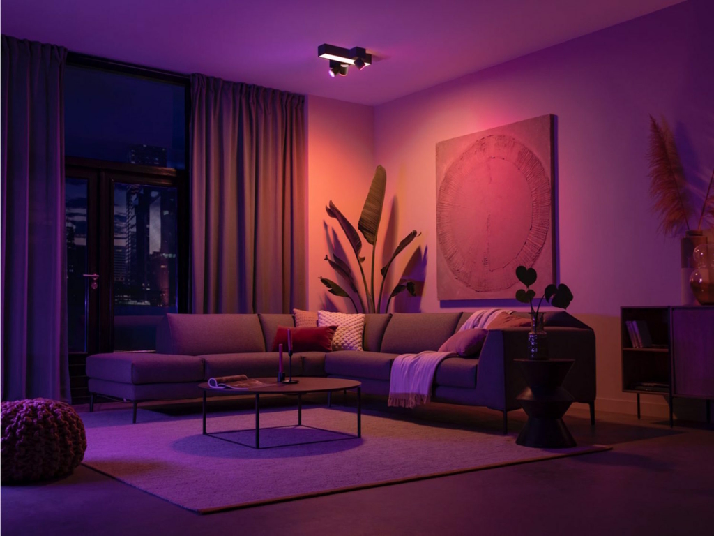 Imagem do Philips Hue White & Color Ambiance Centris l Smart 3-Spots Ceiling Bar l Luminária de Teto l Ajuste cada Luz Individualmente l Poderoso Fluxo Luminoso 2.810 lumen l Compatível com Alexa, Apple Homekit & Google Assistant | Funciona com Bluetooth e/ou com a Hue Bridge