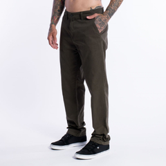 Calça RVCA Skate The Weekend Chino "Verde Militar" 