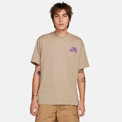 Camiseta Nike SB Logo Skate "Bege"