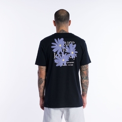 Camiseta RVCA Skate Gound Cover "Preta"
