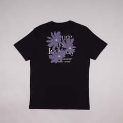 Camiseta RVCA Skate Gound Cover "Preta"