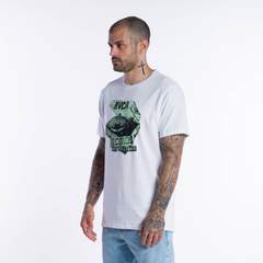 Camiseta RVCA Skate Vinyl Club "Branca"