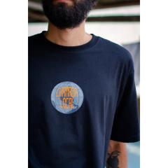 Camiseta Chamada Local Skate Globo "Preta"