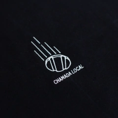 Camiseta Tubular Chamada Local - Preta