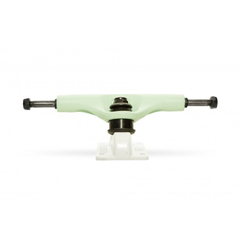 Truck Metallum 139mm MID Pro Model Antônio Juneka