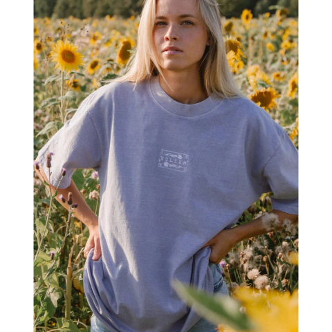 Camiseta Volcom Frame "Lilás"