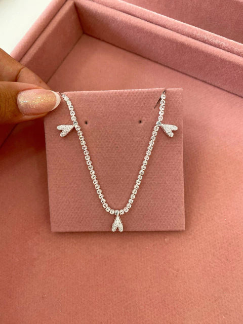 Choker Rivieira corações