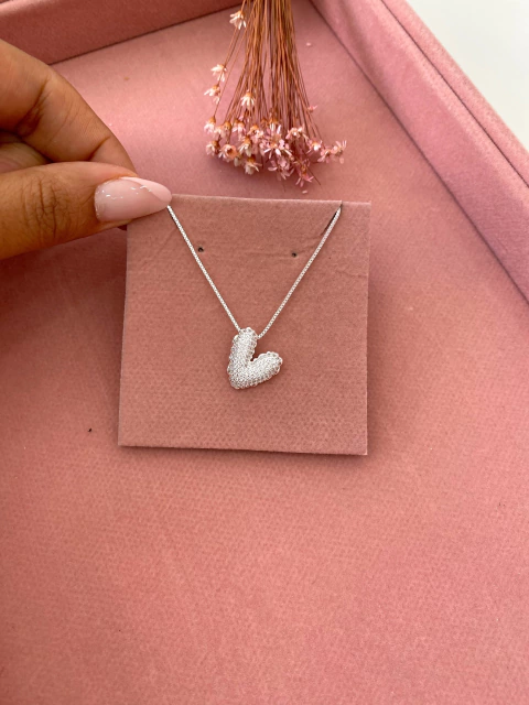 Colar Coração Cravejado