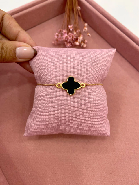 Pulseira Trevo Preto