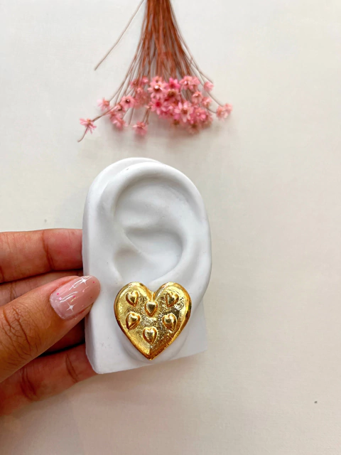 Brinco coração grande