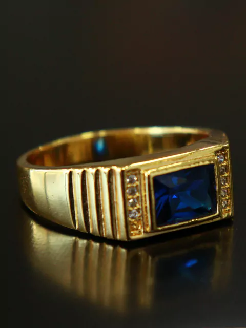 Anel Cravejado Pedra de Zircônia Azul - 4g - comprar online