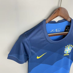 Camisa Brasil II 20/21 Feminina na internet