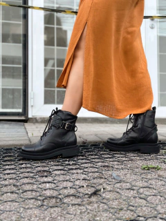 Imagem do Coturno black com fivela