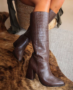 Bota Cano Longo Vera Marrom - loja online