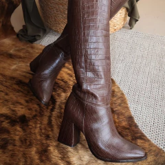 Bota Cano Longo Vera Marrom - Jamile Calçados Exposição