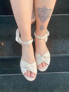 Rasteirinha Elara off white - comprar online