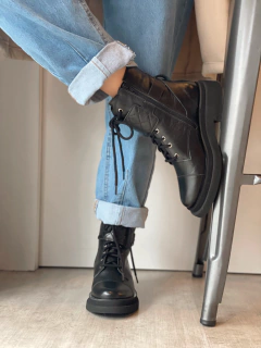 Imagem do Coturno black com fivela