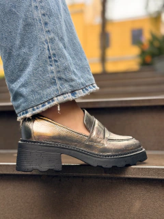 Mocassim tratorado ônix na internet