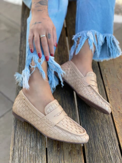 Mocassim Allisson Tressê Nude na internet