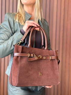 Bolsa Beatriz Camurça Marrom - Jamile Calçados Exposição