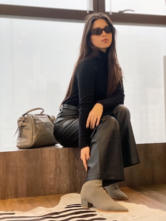 Bota Margot Cinza Malha