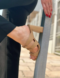 Tamanco Margarida Nude