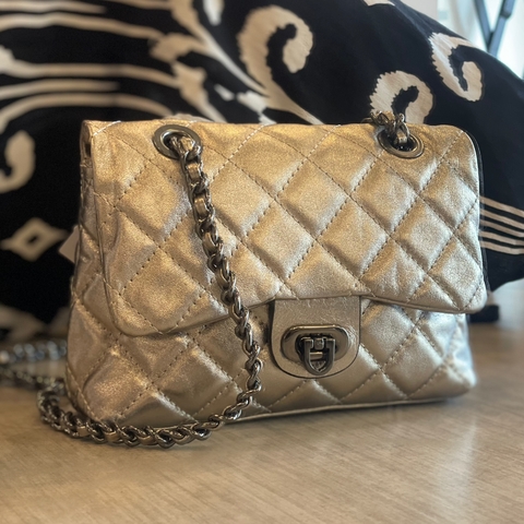 Bolsa Chanel Small Silver - comprar online