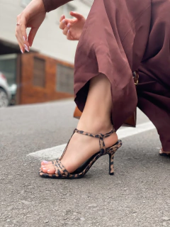 Sandália Felycite Onça