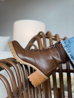 Bota Fefa Café