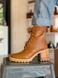 Bota Fefa Whisky - Jamile Calçados Exposição