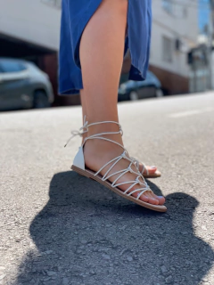 Rasteirinha Diana branca - Jamile Calçados Exposição