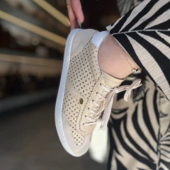 Tenis Simone Off White na internet