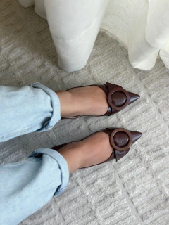 Scarpin Helenize Conhaque