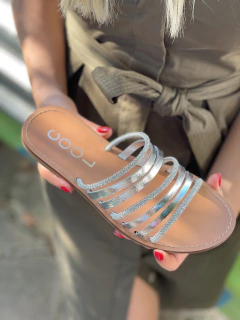 Rasteirinha Katerina Silver na internet