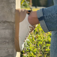 Tênis Juliana White and Camel - comprar online