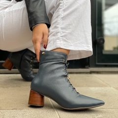 Bota Vanessa Marinho