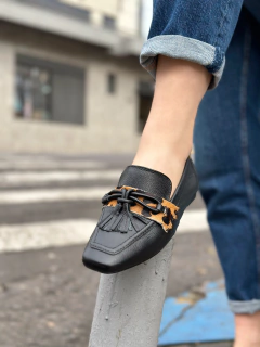Mocassim cibeli black and animal print - loja online