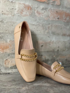 Mocassim Chain Nude na internet