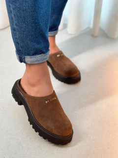 Mule Tratorado Chocolate - Jamile Calçados Exposição