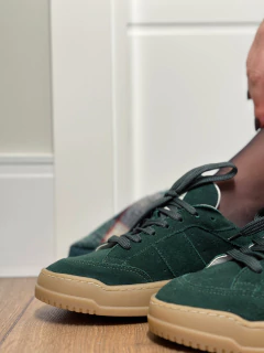 Tênis Marieli Musgo na internet